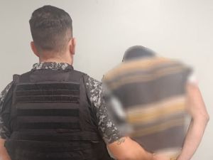 Entró a robar por los techos en barrio Altamira, cayó a un patio y lo atacó un pitbull