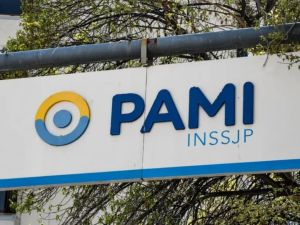 Jubilados en Córdoba podrán mantener su obra social y evitar el pase obligatorio al PAMI