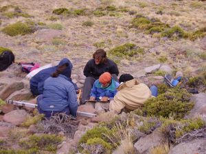 Rafael Goñi, el arqueólogo que hizo de la Patagonia su laboratorio y alcanzó un reconocimiento histórico