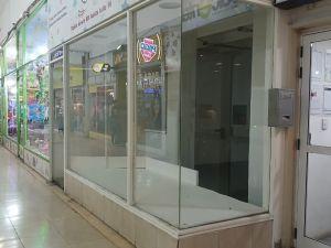 Las galerías del centro pierden terreno: crece la vacancia y expone un cambio en el consumo