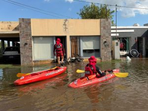 Temporal en el este cordobés: despliegan operativo y asisten a familias afectadas
