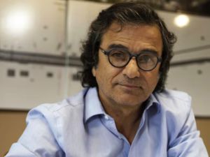 Fuera del Gobierno: Carlos Frugoni fue desplazado por tener inmuebles en el exterior sin declarar