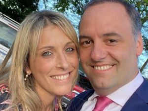 Investigan viaje de Adorni al Caribe: confirman que voló en primera clase con su familia