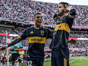 Boca venció a River en el Monumental con un gol de Paredes y cortó su invicto