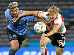 Belgrano enfrenta a River en el Monumental en un duelo clave por la fecha 13 del Apertura