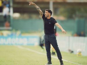 Dolor en Talleres: Carlos Tevez sufrió una dura pérdida y se ausentó tras el triunfo