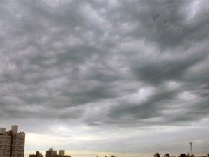 Clima en Córdoba hoy: máxima de 22 °C y cielo algo nublado para este miércoles