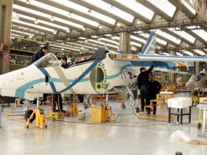 Crisis terminal en la fábrica de aviones: denuncian el pago parcial de sueldos