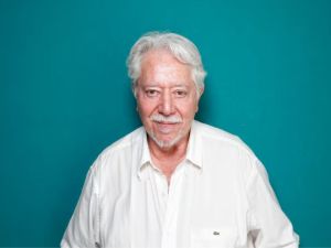 Murió Luis Puenzo, el director argentino que ganó el Oscar por “La historia oficial”