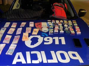 Robo en un kiosco de Marcelo T. de Alvear: se llevaron dinero, celulares y cigarrillos