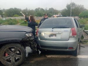 Fuerte choque en Circunvalación dejó tres heridos, incluido un niño