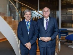 Caputo avanza en Washington con reuniones para asegurar fondos y apoyo internacional