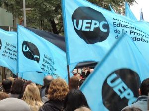 Docentes de Córdoba anuncian paro de 72 horas tras rechazar la oferta salarial