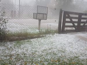 Tormenta con granizo sorprendió en Córdoba y anticipa un fin de semana inestable