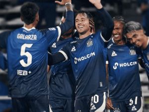Talleres aseguró su lugar en playoffs tras la goleada de Boca