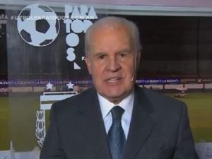 Murió Julio Ricardo, voz emblemática del fútbol en la televisión argentina