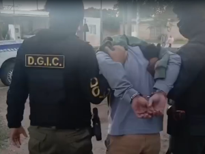 Detuvieron a dos jóvenes acusados de asaltar a un repartidor en Córdoba