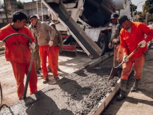 Cortes de tránsito en el sudeste de la ciudad por obras de bacheo con hormigón
