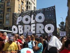 Caos vehicular en el centro de Córdoba por protestas de organizaciones sociales