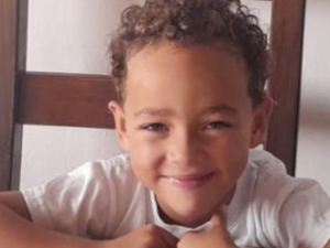 Alerta Sofía por un niño de 6 años desaparecido tras un hecho violento en Corrientes