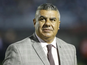 Autorizan a “Chiqui” Tapia a viajar al Mundial 2026 con una caución de $30 millones