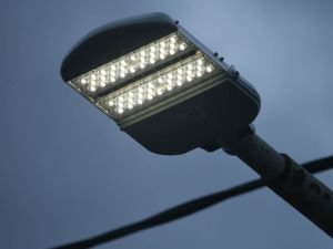 Un hombre murió tras sufrir una fuerte descarga eléctrica en la vía pública