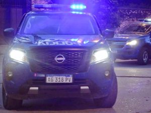 Una niña de un año cayó a una pileta en Villa Esquiú y debió ser hospitalizada