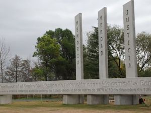 Identifican nuevos restos de desaparecidos en el predio militar La Perla