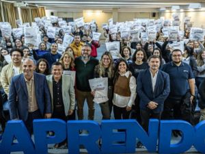 343 voluntarios se suman al Programa Aprendo para apoyar la finalización educativa