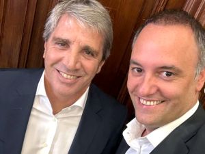 Caputo relativizó el impacto de la declaración jurada de Adorni y aseguró que no afectará inversiones