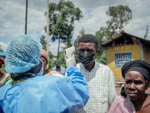Alerta sanitaria en Brasil por casos sospechosos de ébola en pacientes provenientes de África