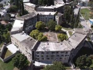 Crece la preocupación en barrio SEP por el deterioro y hundimiento de viviendas
