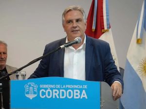 Llaryora anunció créditos millonarios para el agro y volvió a pedir la eliminación de retenciones