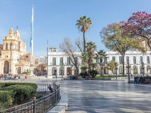 Clima en Córdoba: un 25 de Mayo frío por la mañana y agradable por la tarde