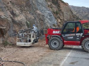 Cortan totalmente el Camino de las Altas Cumbres por trabajos de prevención en las laderas