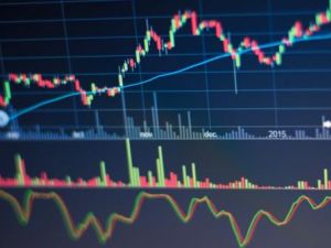 El riesgo país cayó por debajo de los 500 puntos tras la mejora de bonos argentinos