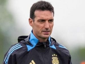Lionel Scaloni suma seis futbolistas para los amistosos previos al Mundial 2026