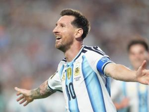 Messi hace historia en el debut: récords y goleada de Argentina en el Mundial