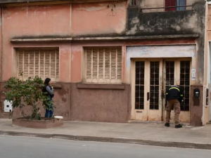 Nuevo allanamiento en la casa de Barrelier: buscan más pruebas por el femicidio de Agostina Vega