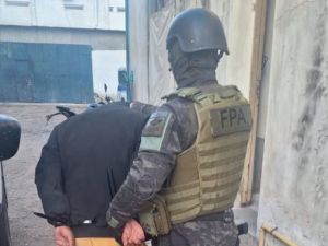 Desmantelan una red narcofamiliar en Laboulaye: cuatro detenidos y cocaína secuestrada