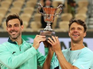 Horacio Zeballos se consagró campeón en dobles de Roland Garros junto a Granollers