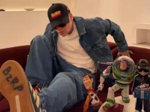 Taylor Swift y Bizarrap se suman a Toy Story 5: estreno, canción y nuevo personaje