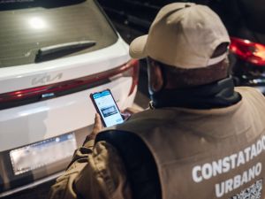 Estacionamiento medido: más de 15 mil autos diarios y ajustes al sistema para mejorarlo