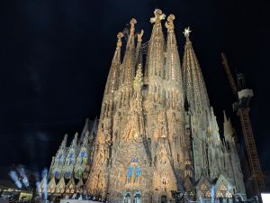 El papa León XIV inauguró la Sagrada Familia tras casi 150 años de construcción