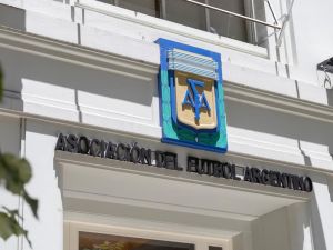 La Justicia investiga presuntas entregas de dinero en efectivo vinculadas a la AFA