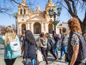 Fuerte caída de la natalidad: nuevos desafíos y oportunidades sociodemográficas