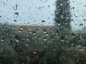 Alerta por tormentas fuertes en Córdoba: ráfagas, lluvia y descenso de temperatura