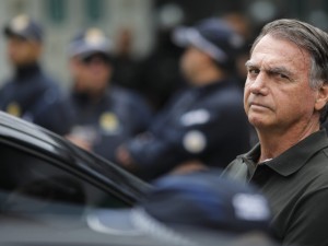 La Corte Suprema ordenó prisión domiciliaria para aliados de Bolsonaro tras un intento de fuga