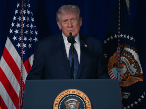 Donald Trump aseguró que EE.UU. “destruyó y hundió” nueve barcos de la Marina iraní