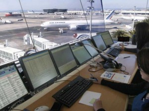Comenzó el paro de controladores aéreos: días, horarios y vuelos que se verán afectados